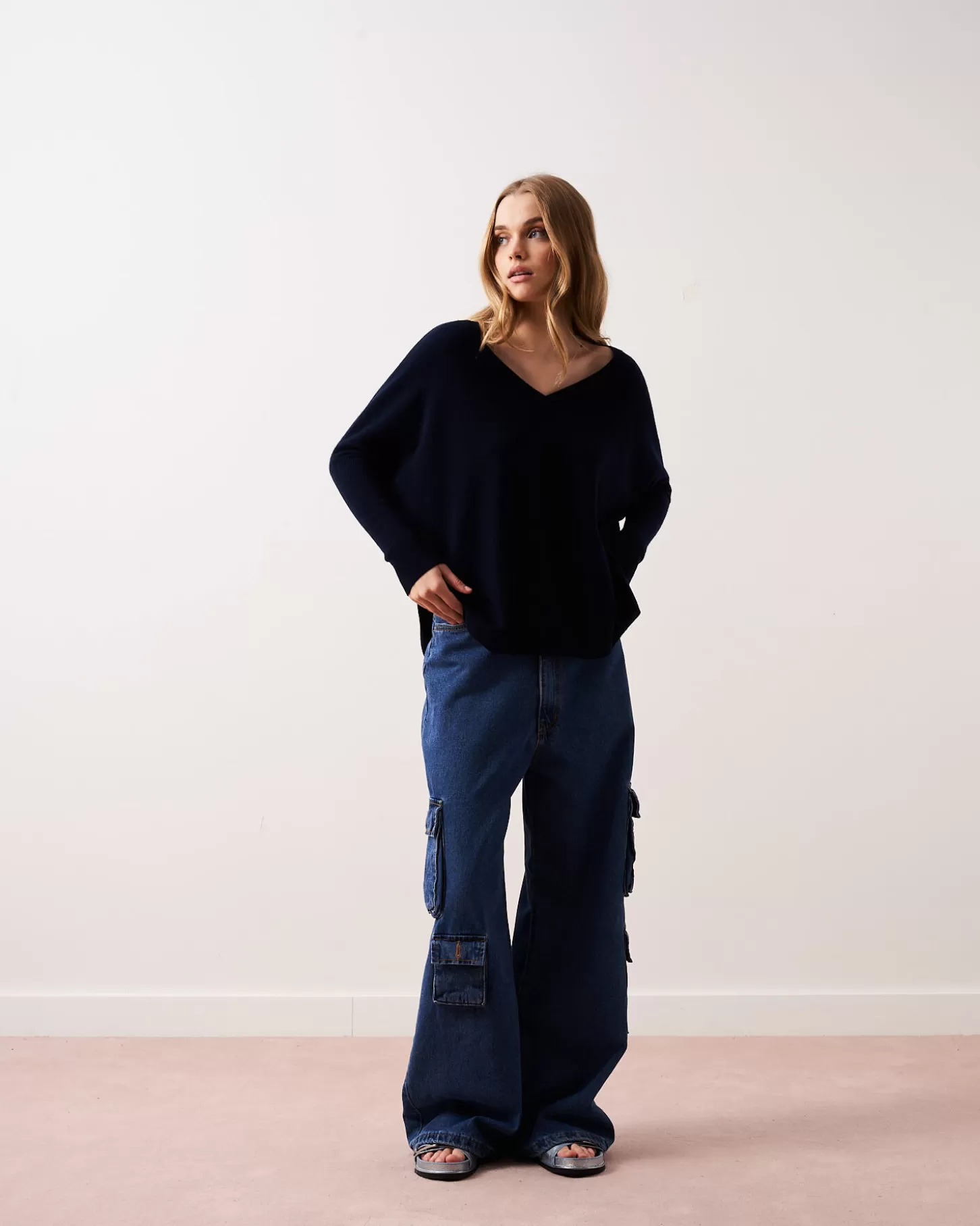 Col V | 100% Cachemire>Absolut Cashmere Camille. Bleu Marine