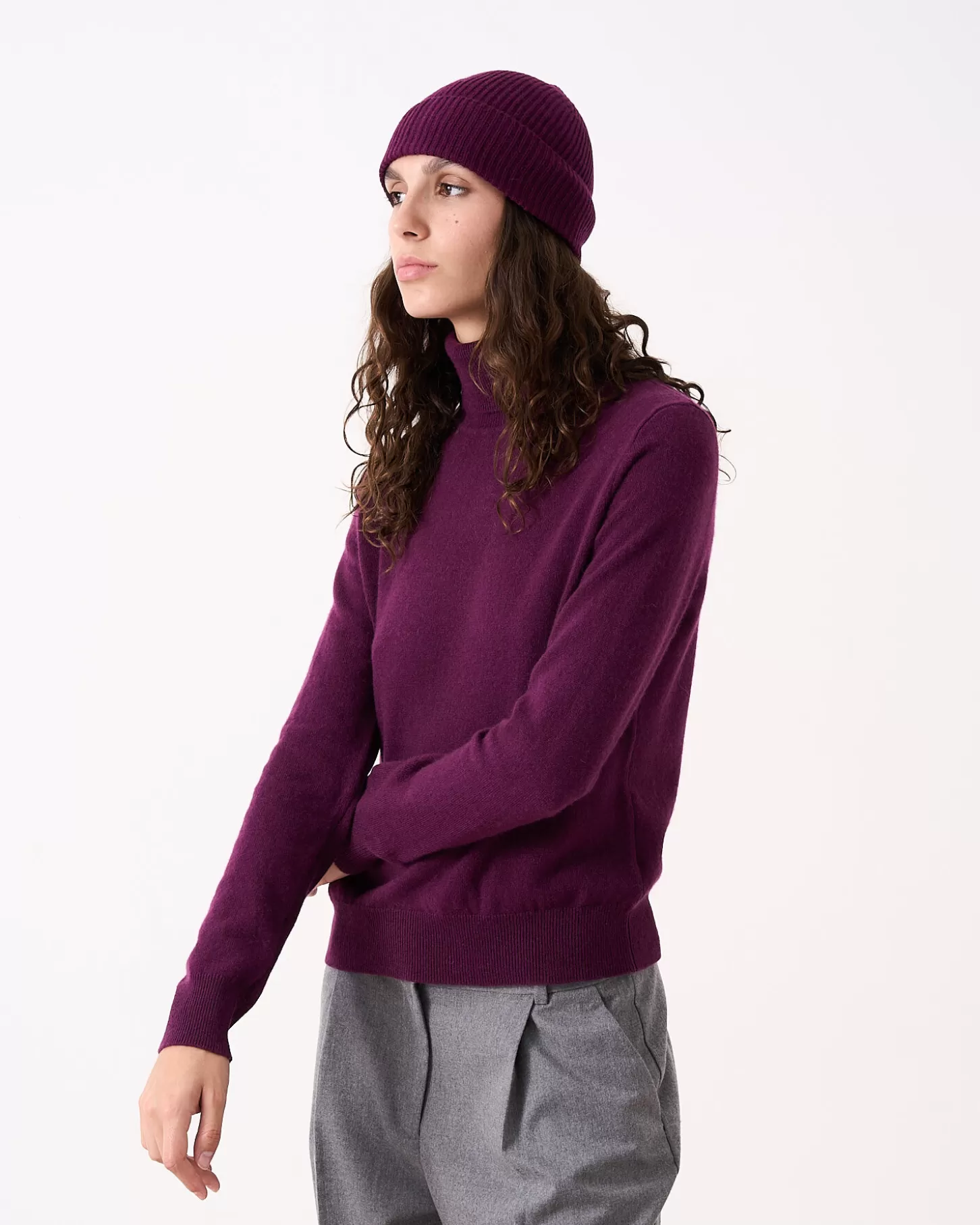 Bonnets & Cagoules | 100% Cachemire>Absolut Cashmere Maeve. Eggplant