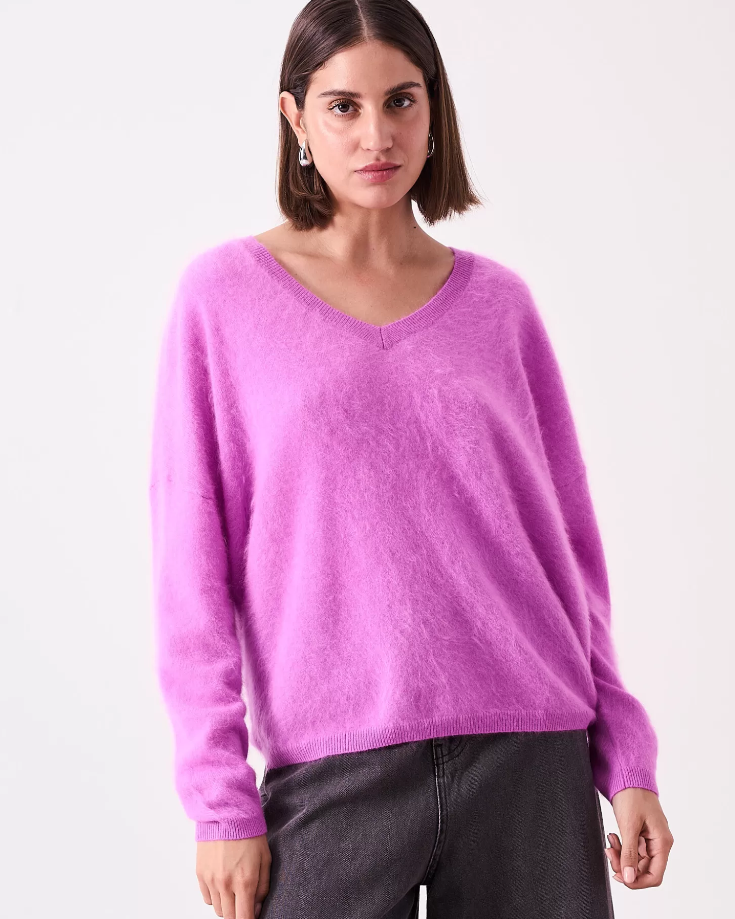 Cachemire Brossé | Col V>Absolut Cashmere Soeli. VIOLET FLUO